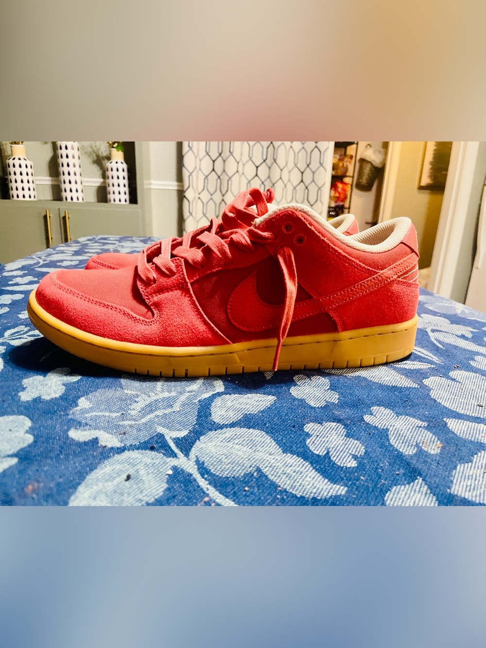 Nike Dunk SB Low in adobe